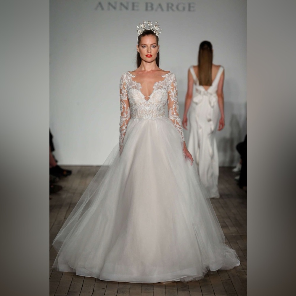Anne Barge Olmsted Wedding Dress